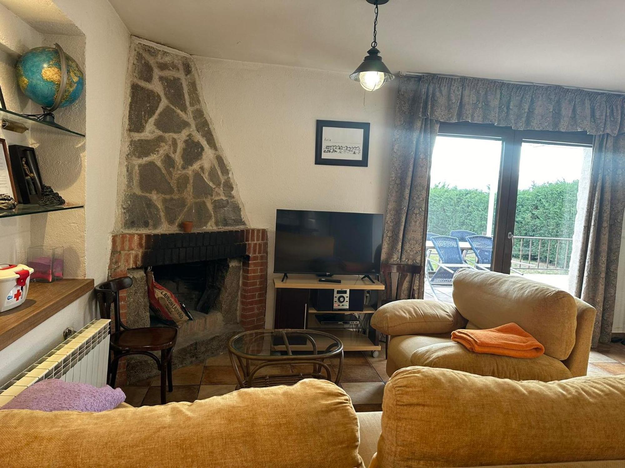 Vivienda De Uso Turistico El Nido ξενώνας La Serrada Εξωτερικό φωτογραφία