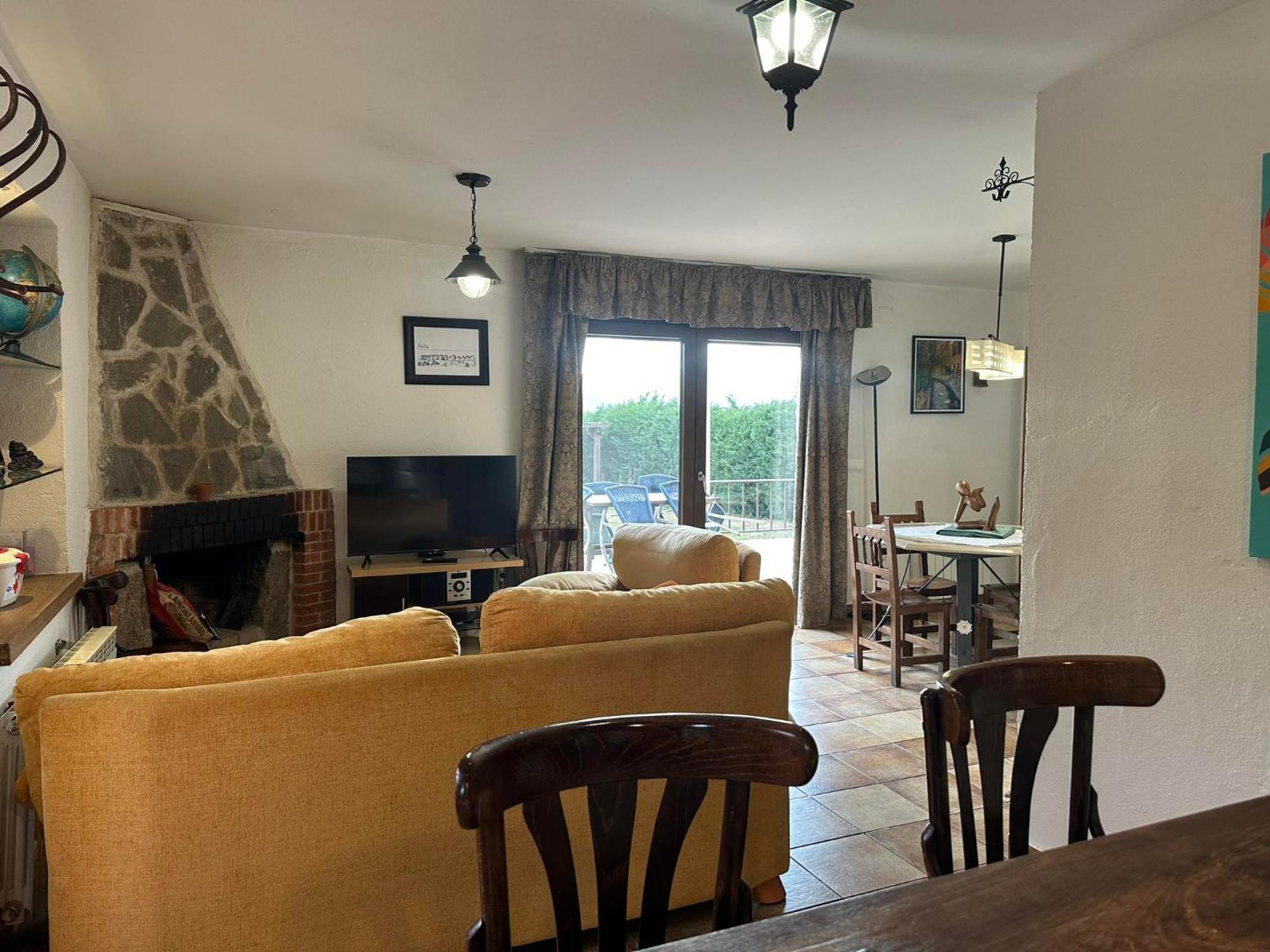 Vivienda De Uso Turistico El Nido ξενώνας La Serrada Εξωτερικό φωτογραφία